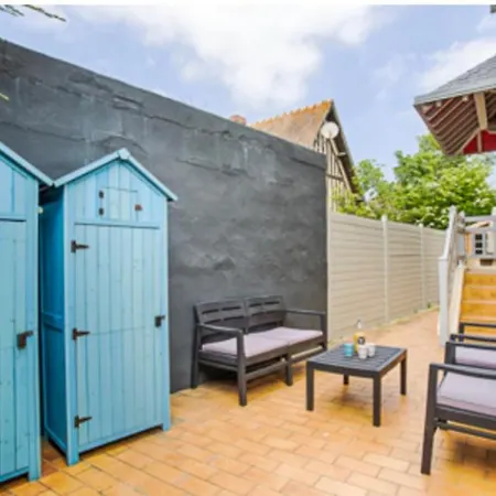 Sainte Adele Holiday home *